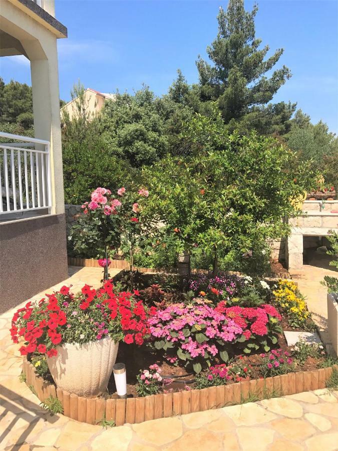 Apartmani Fortuna Lumbarda Exterior foto